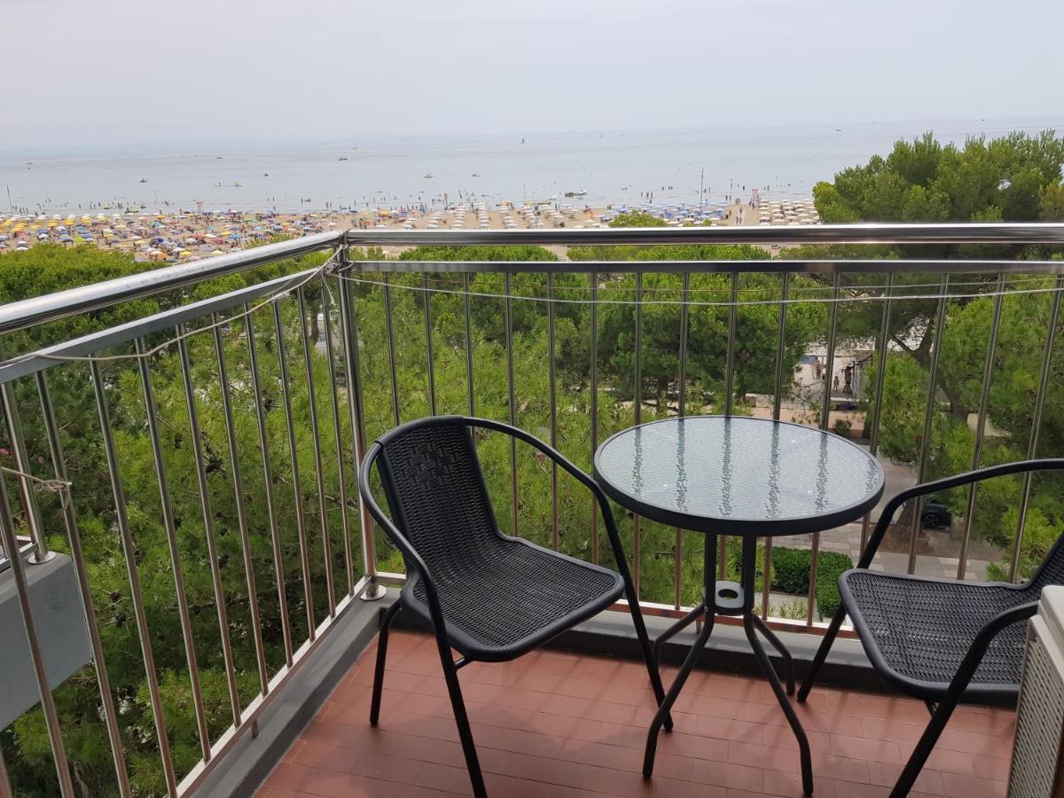 International Seaview Apartments Lignano Sabbiadoro Exterior foto