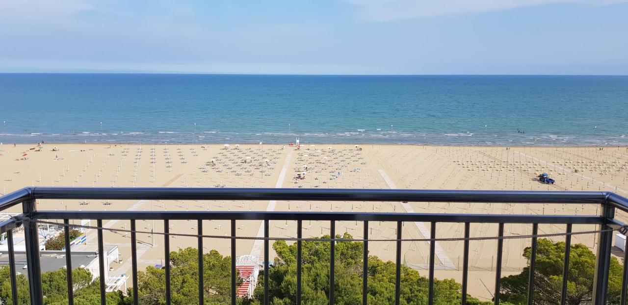 International Seaview Apartments Lignano Sabbiadoro Exterior foto